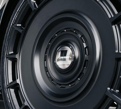 Фото дисков Vossen UV-7 на Land Rover Range Rover V