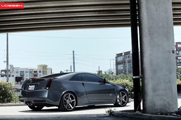 Фото дисков Vossen CV3 Сатиновый графит на Cadillac CTS II