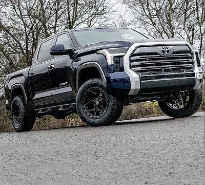 Фото дисков 4PLAY 4P55 на Toyota Tundra III