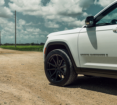 Фото дисков Vossen HF-3 на Jeep Grand Cherokee V