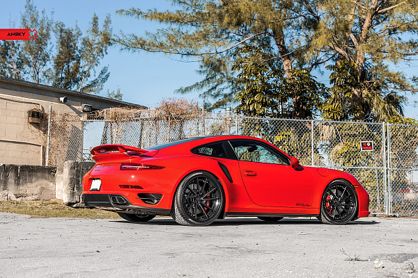 Фото дисков Anrky AN33 Черный сатин на Porsche 911 VII