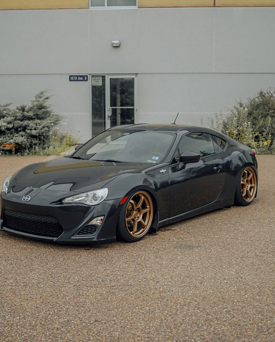 Фото дисков MR145 TRAKLITE 3.0 Сатиновая бронза на Toyota GT86
