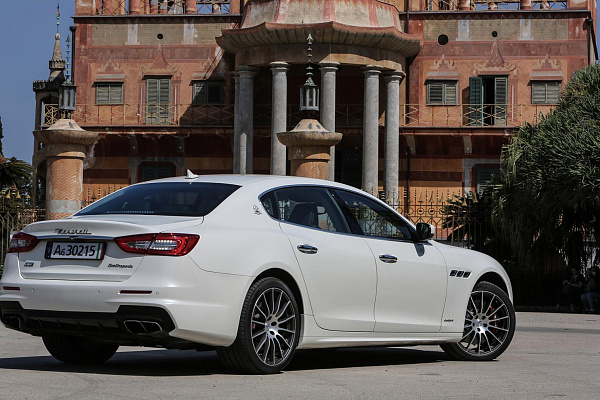 Фото дисков Maserati GTS  на Maserati Quattroporte VI