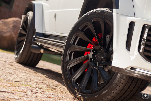 Фото дисков Vossen UV-3 Черный сатин на Mercedes-Benz G-Class III