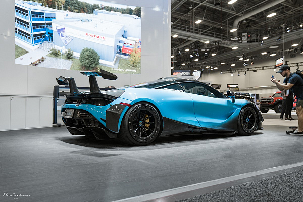 Фото дисков Brixton Forged R11-R Aerotech Черный сатин на McLaren 720S