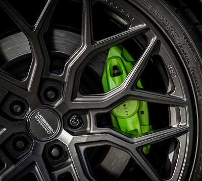 Фото дисков Vossen HF-2 на Infiniti Q50