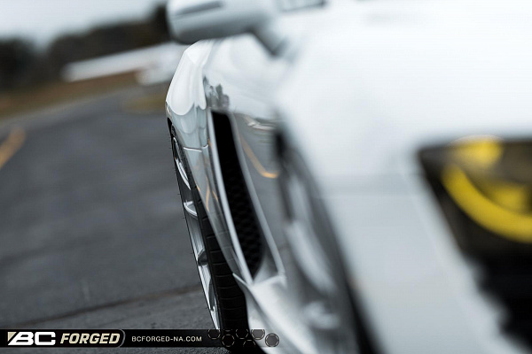 Фото дисков BC Forged RZ10 Глянцевый лак на Audi R8 (Typ 42)