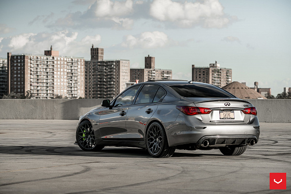 Фото дисков Vossen HF-2 Черный сатин на Infiniti Q50