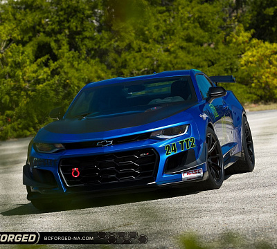 Фото дисков BC Forged RZ05 на Chevrolet Camaro VI
