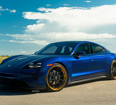 Фото дисков Strasse Wheels SV10 Deep Concave FS на Porsche Taycan I