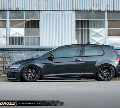 Фото дисков BC Forged HCS21 на Volkswagen Golf VII