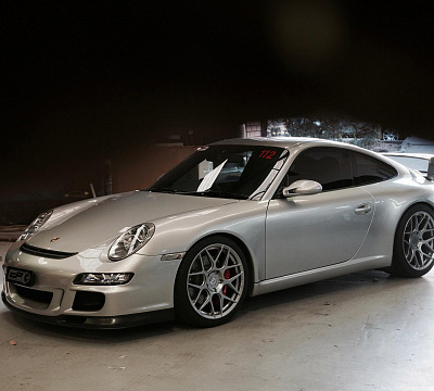 Фото дисков HRE FF01 на Porsche 911 VI