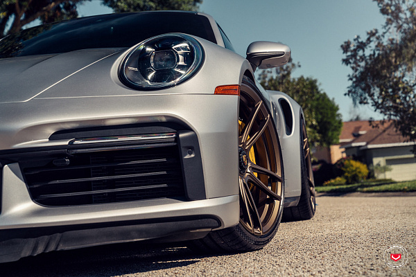Фото дисков Vossen S17-06 Сатиновая бронза на Porsche 911 VIII