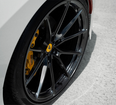 Фото дисков Anrky AN12 на Ferrari F8