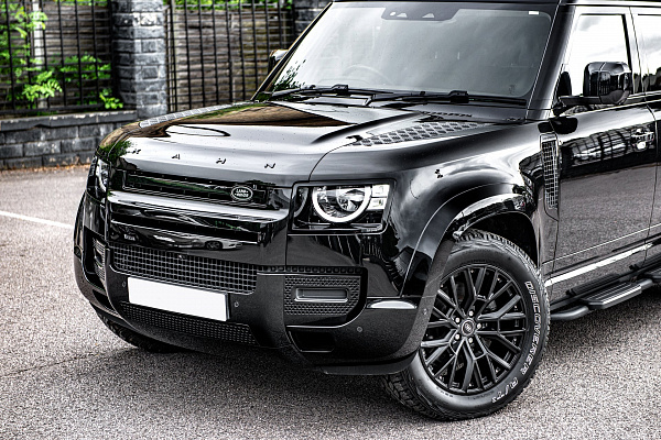 Фото дисков Kahn RS 3.0 Черный сатин на Land Rover Defender II