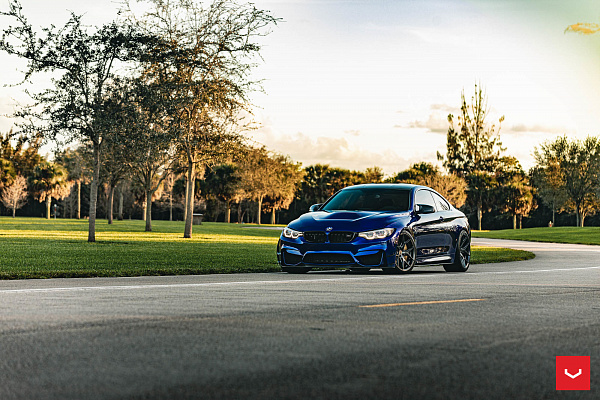 Фото дисков Vossen HF-5 Глянцевый графит на BMW 4/M4 (F32/F82)