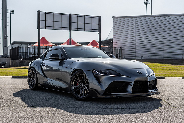 Фото дисков Anrky S1-X2 Глянцевый темный лак на Toyota Supra A90