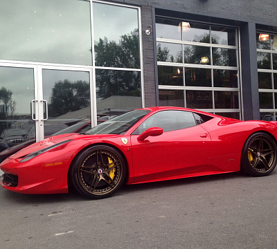 Фото дисков HRE S107 на Ferrari 458
