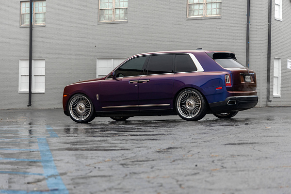Фото дисков HRE L109M Полированный лак на Rolls-Royce Cullinan