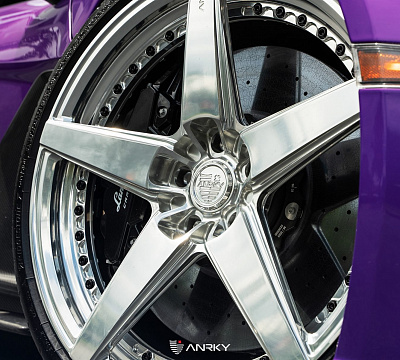 Фото дисков Anrky RS5.2 на Lamborghini Revuelto