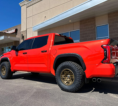Фото дисков HRE FT1 на Toyota Tundra III