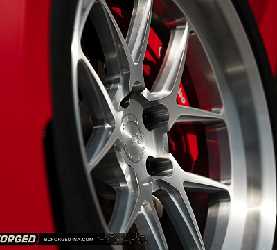Фото дисков BC Forged LE52 // MLE52 на Dodge Charger VII