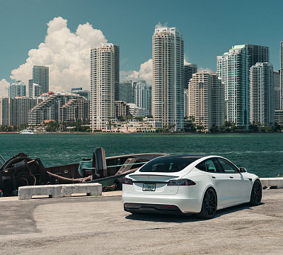 Фото дисков Vossen HF-7 на Tesla Model S