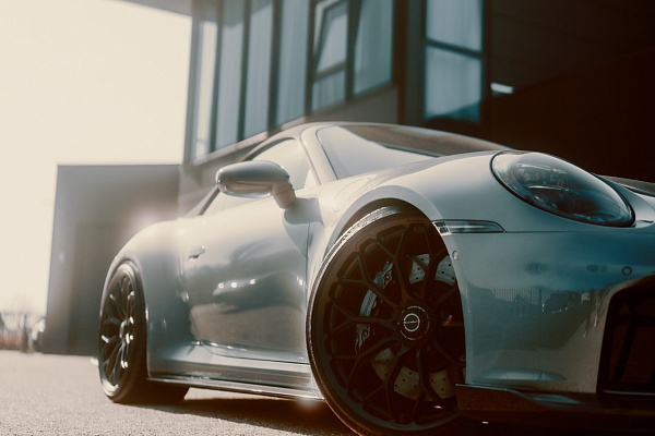 Фото дисков Brixton Forged CM6-RS Черный сатин на Porsche 911 VIII