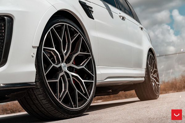 Фото дисков Vossen HF-2 Алмазная проточка на Range Rover Sport II