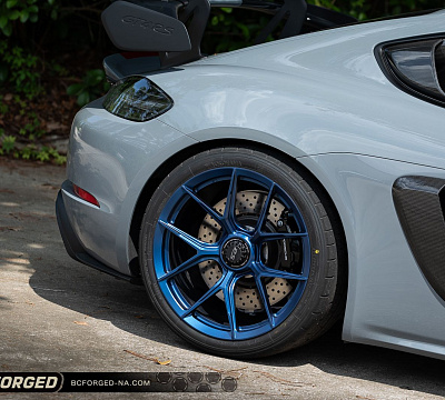 Фото дисков BC Forged ACL51 на Porsche Cayman II