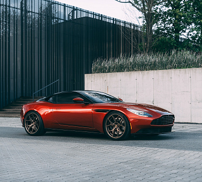 Фото дисков Vossen HF-5 на Aston Martin DB11