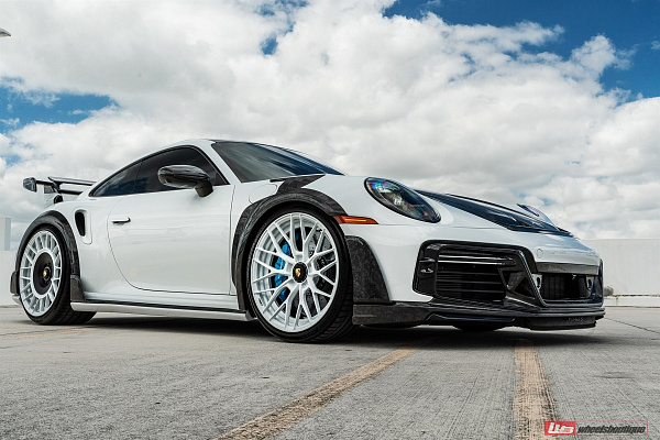 Фото дисков Anrky AN20 Aerosport Белый глянец на Porsche 911 VIII