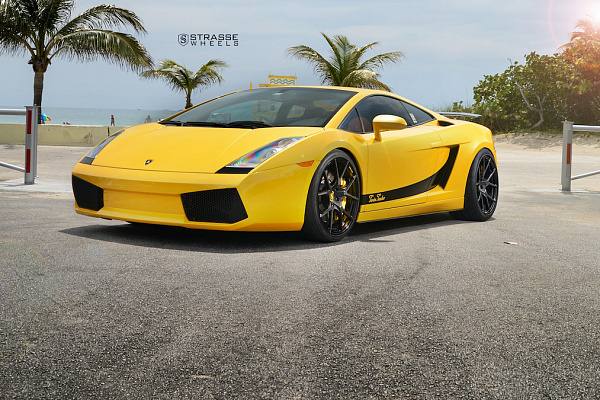 Фото дисков Strasse Wheels SM5R Deep Concave Monoblock Другой цвет на Lamborghini Gallardo
