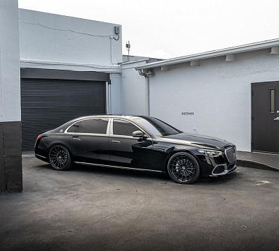 Фото дисков Strasse Wheels SV15T Deep Concave FS на Mercedes-Benz S-Class (W223)
