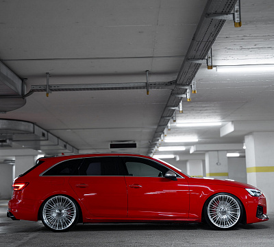 Фото дисков ST Wheels ST3 на Audi A/S/RS 4 (B9)