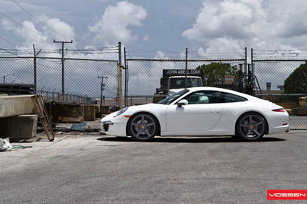 Фото дисков Vossen CV3 Сатиновый графит на Porsche 911 VII