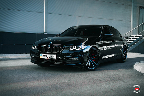 Фото дисков Vossen CG-203 Черный глянец на BMW 5/M5 (G30/F90)