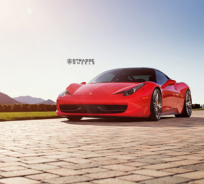 Фото дисков Strasse Wheels SM5R Deep Concave FS на Ferrari 458