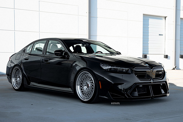 Фото дисков Strasse Wheels SC20 Track Глянцевый лак на BMW 5/M5 (G60/G90)