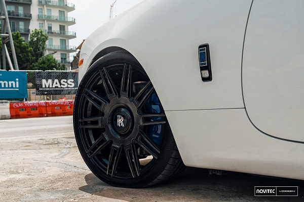 Фото дисков NOVITEC SP2 Черный глянец на Rolls-Royce Wraith
