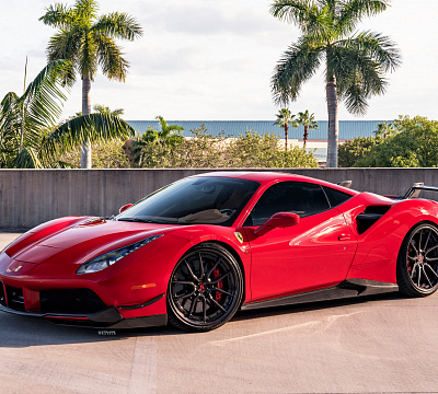 Фото дисков Strasse Wheels SV5 Deep Concave FS на Ferrari 488
