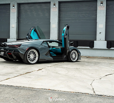 Фото дисков Anrky AN39 на Lamborghini Revuelto
