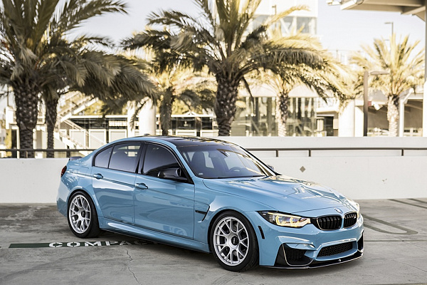 Фото дисков Rotiform TUF Серебро на BMW 3/M3 (F3x/F80)