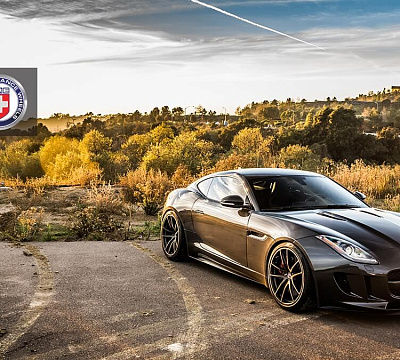 Фото дисков HRE P104 на Jaguar F-Type