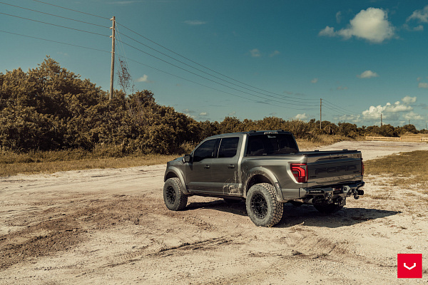 Фото дисков Vossen HFX-1 (6-Lug) Черный глянец на Ford F-150 XIV