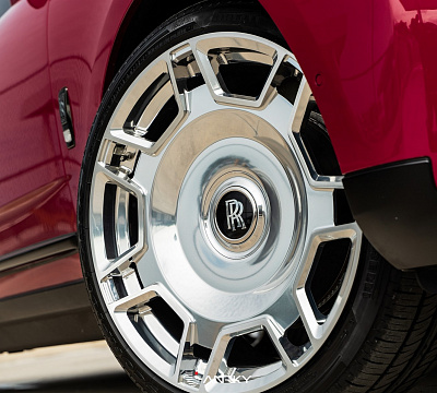 Фото дисков Anrky RF-177 на Rolls-Royce Cullinan
