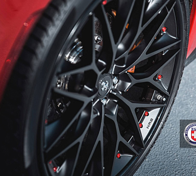 Фото дисков HRE S200 на Ferrari GTC4Lusso