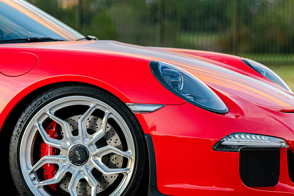 Фото дисков Brixton Forged PF9-RS Глянцевый лак на Porsche 911 VII