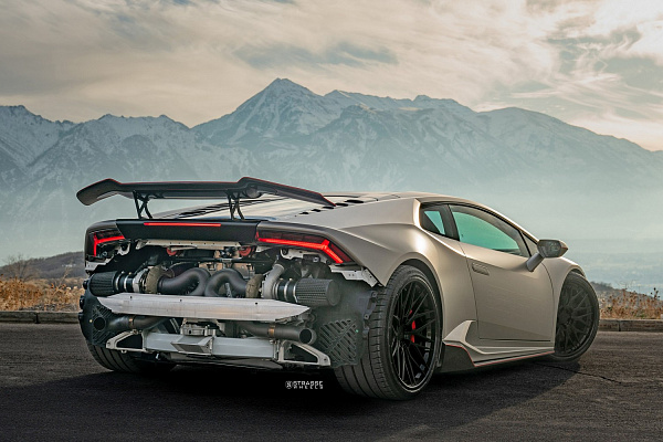 Фото дисков Strasse Wheels SV10M Deep Concave FS Черный сатин на Lamborghini Huracan