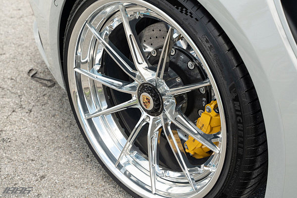 Фото дисков 1886 Wheels G010 Полированный лак на Porsche 911 VIII